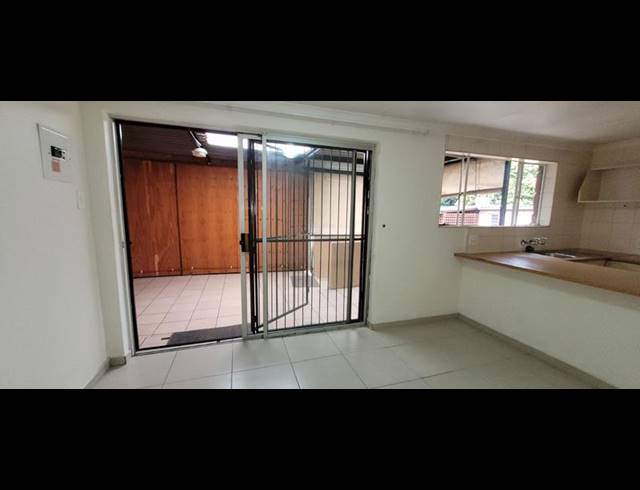 3 BEDROOM HOUSE FOR SALE IN SOUTH CREST